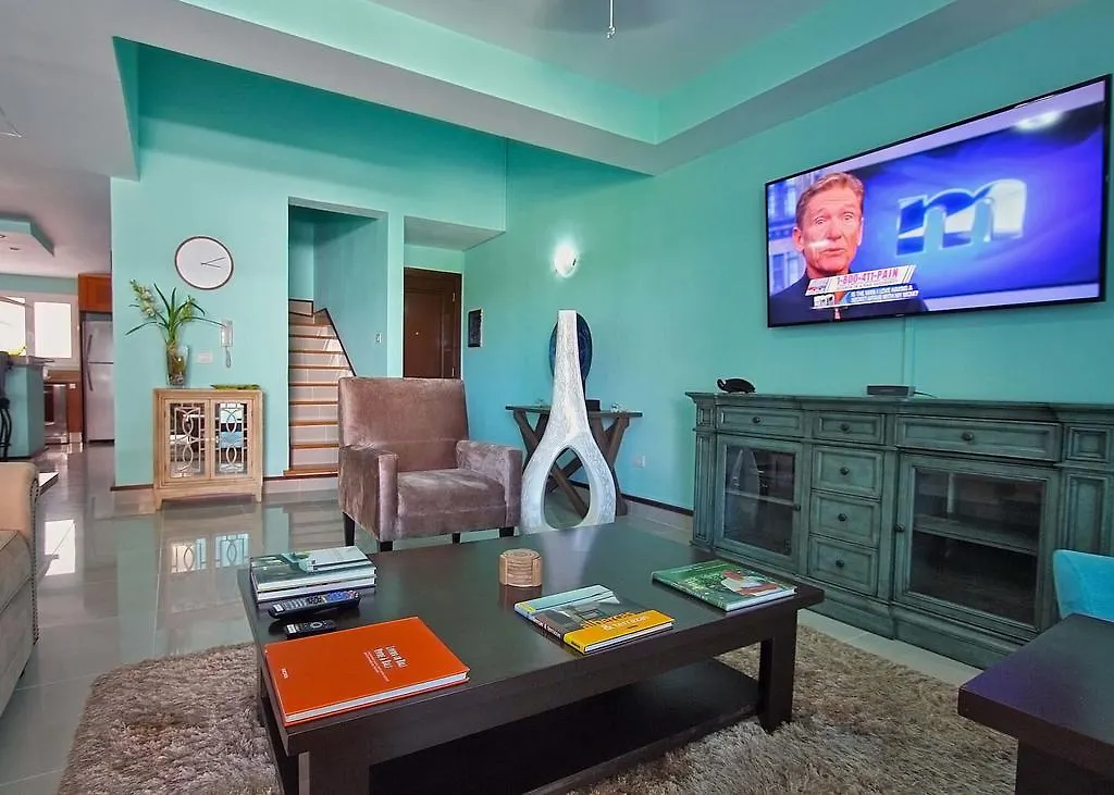 Penthouse Kaan 302 - Luxurious, Private Pool Close To 5Th Ave - At Quadra Alea Condos プレヤデルカーメン 0*,  メキシコ