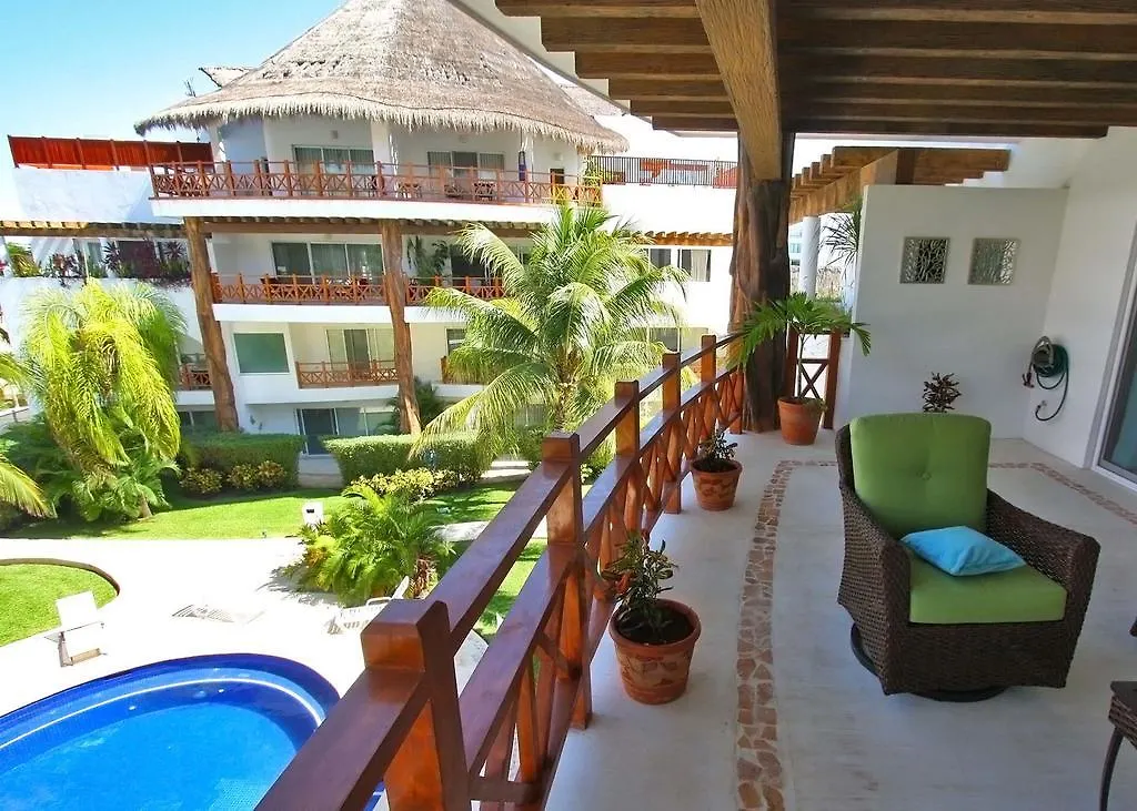 Penthouse Kaan 302 - Luxurious, Private Pool Close To 5Th Ave - At Quadra Alea Condos プレヤデルカーメン 0*,