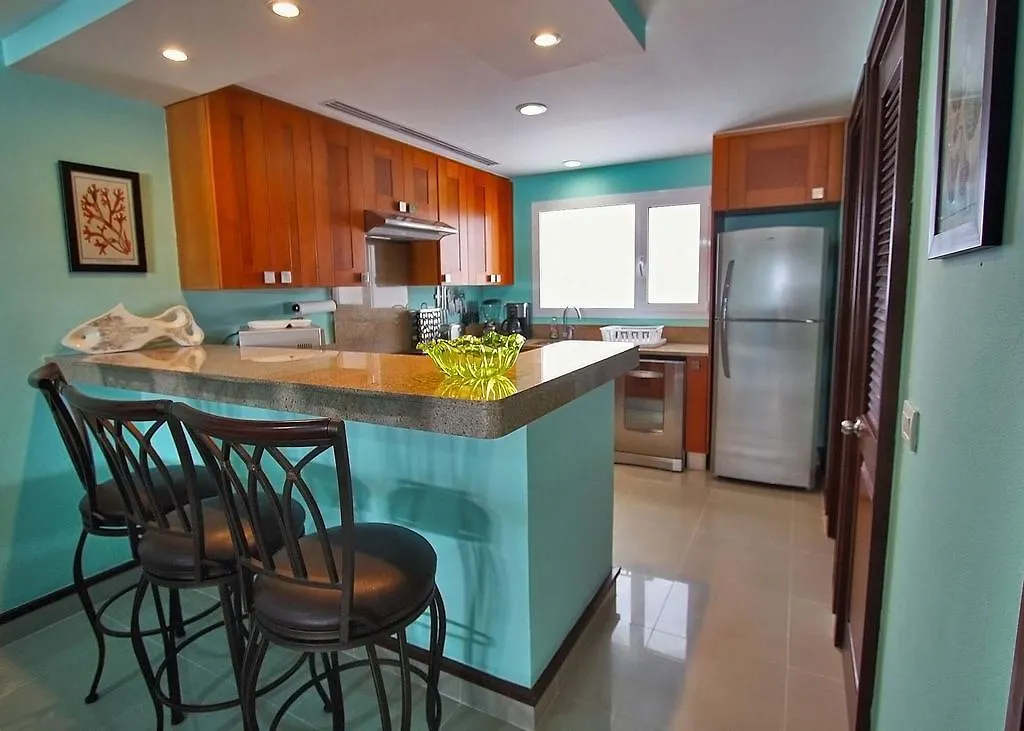 Penthouse Kaan 302 - Luxurious, Private Pool Close To 5Th Ave - At Quadra Alea Condos プレヤデルカーメン