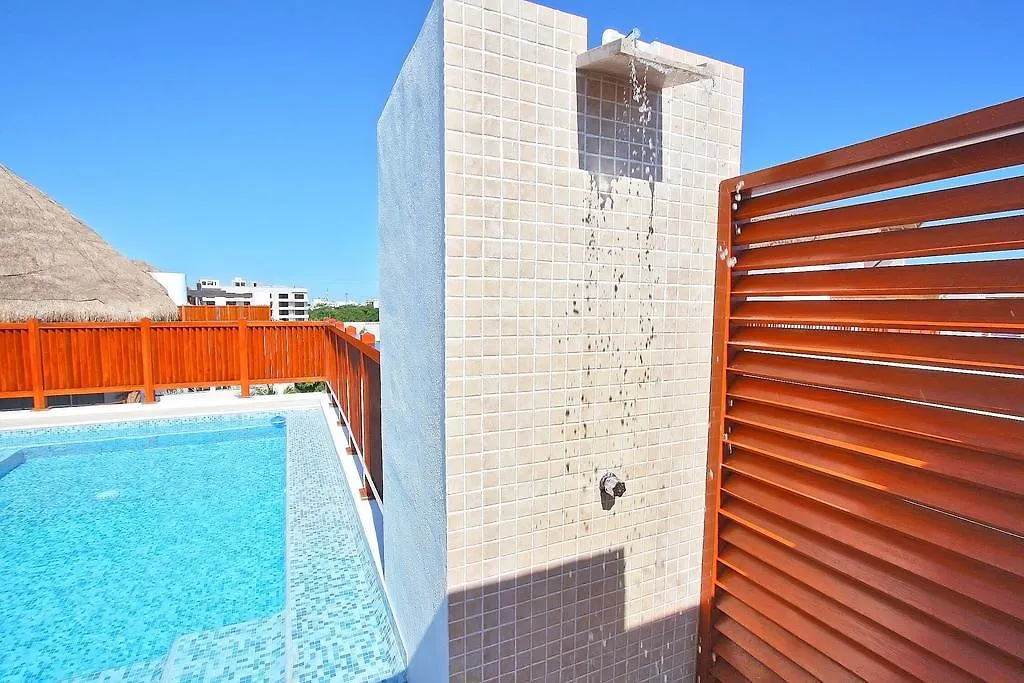 Penthouse Kaan 302 - Luxurious, Private Pool Close To 5Th Ave - At Quadra Alea Condos プレヤデルカーメン 0*,  メキシコ